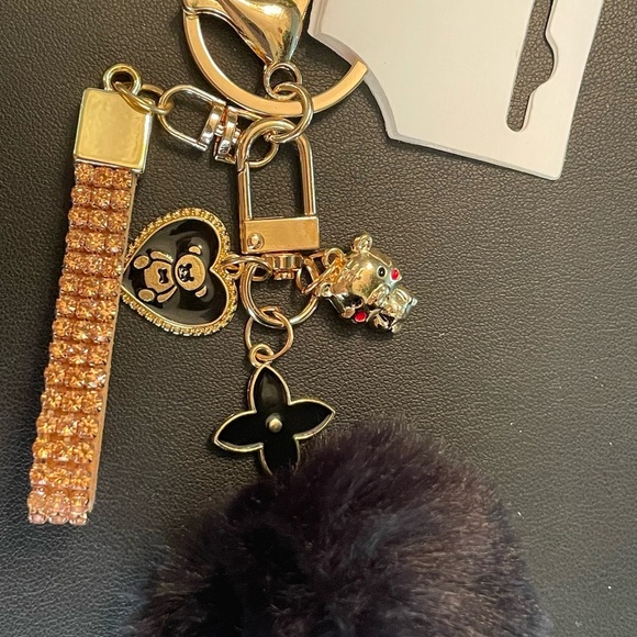 Gold and Black Pom Pom Keychain With 3 Charms – New - Picture 12 of 14